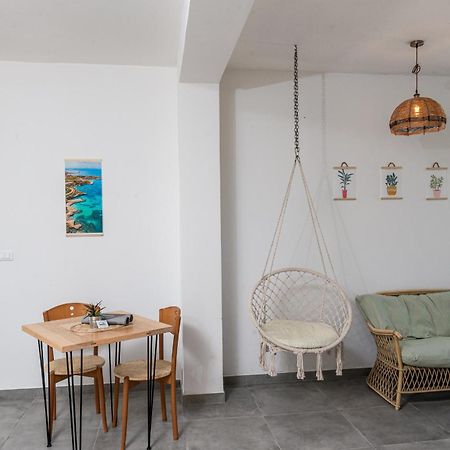Guest House - Affittacamere Green Apartment - By Faendho Porto Torres Exterior foto
