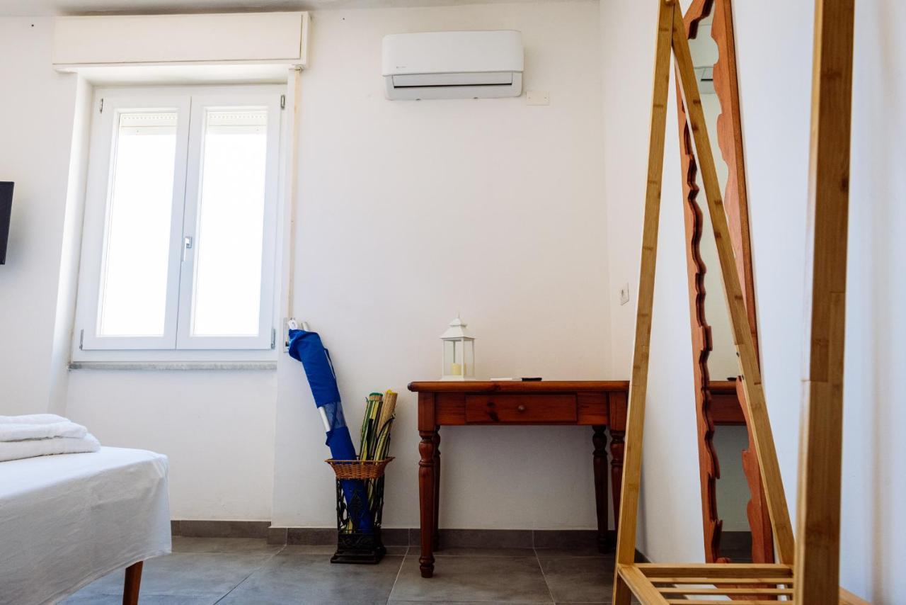 Guest House - Affittacamere Green Apartment - By Faendho Porto Torres Exterior foto